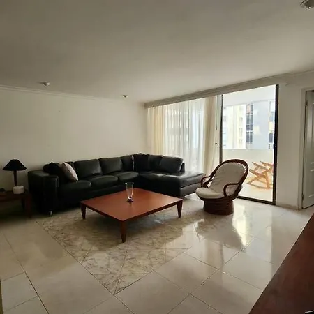 Apartamento En Laguito * Cartagena